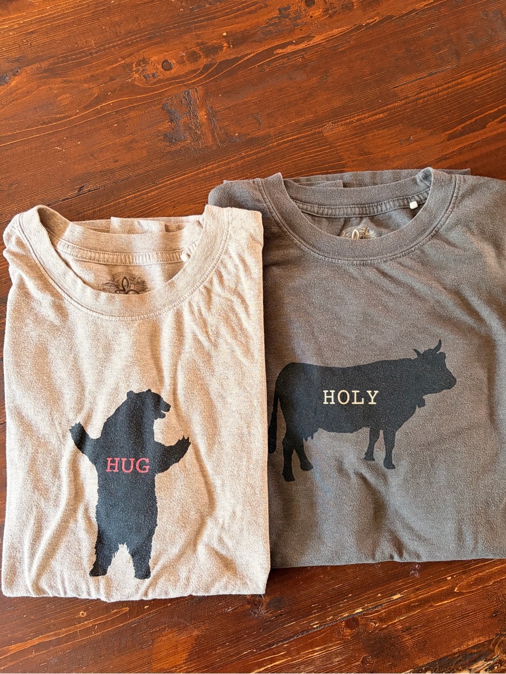 Lot of 2 Prana Men’s Graphic Tees in Oatmeal and Gray
